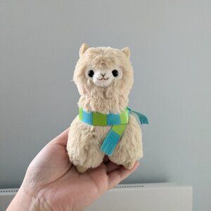 Amuse Winter Series Arpakasso Plush